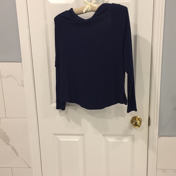 BooHoo | Long Sleeve Top SOLD - Picture 5 of 8